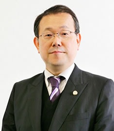 寄井　真二郎（よりい　しんじろう）